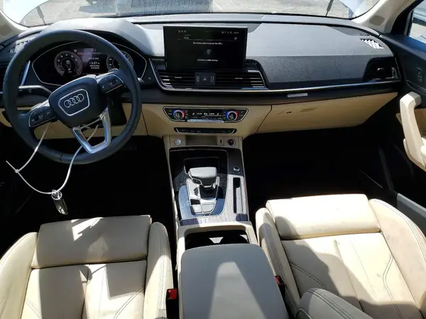 WA1EAAFY9S2011764 2025 AUDI Q5 - Image 8