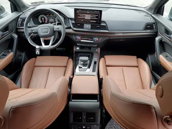 WA1EAAFY9S2036048 2025 AUDI Q5 - Image 8