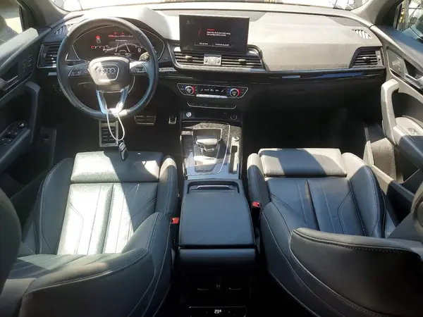 WA1EAAFYXM2082717 2021 AUDI Q5 - Image 8