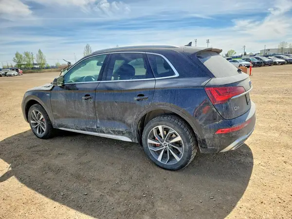 WA1EAAFYXM2114369 2021 AUDI Q5 - Image 2