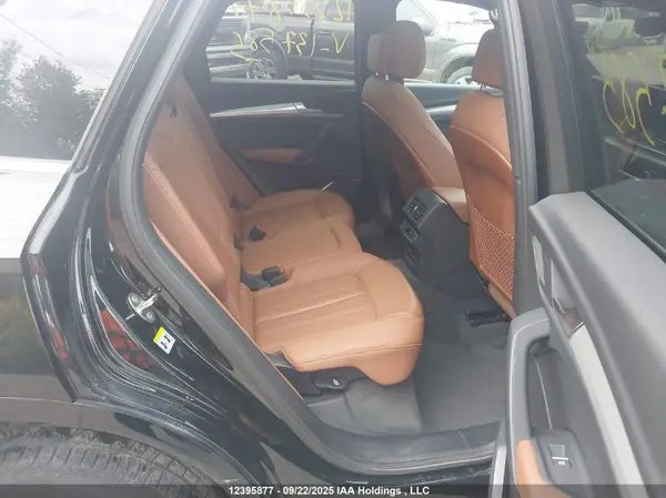 WA1EAAFYXM2137585 2021 AUDI Q5 - Image 8