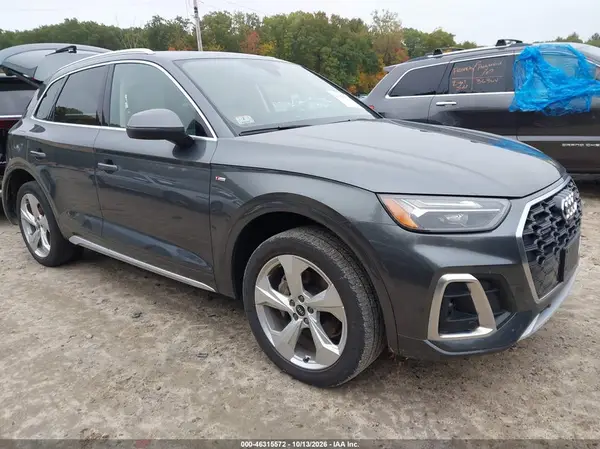 WA1EAAFYXN2050075 2022 AUDI Q5 - Image 1