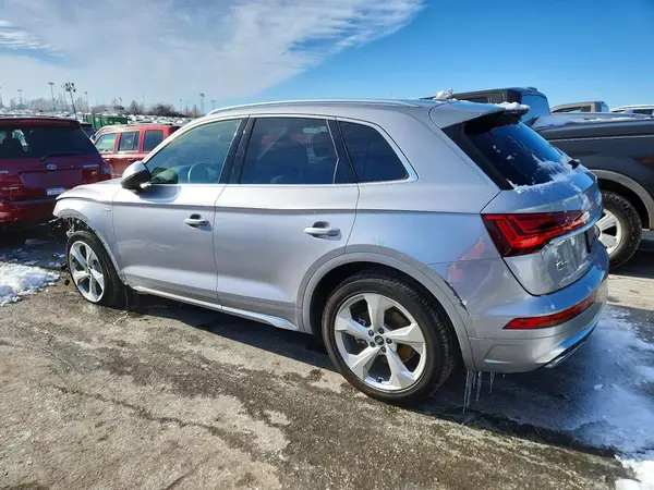 WA1EAAFYXN2059617 2022 AUDI Q5 - Image 2
