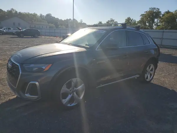 WA1EAAFYXN2067295 2022 AUDI Q5 - Image 1