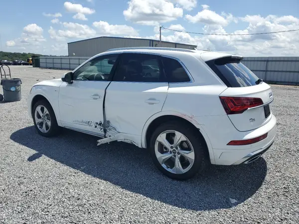 WA1EAAFYXN2079172 2022 AUDI Q5 - Image 2