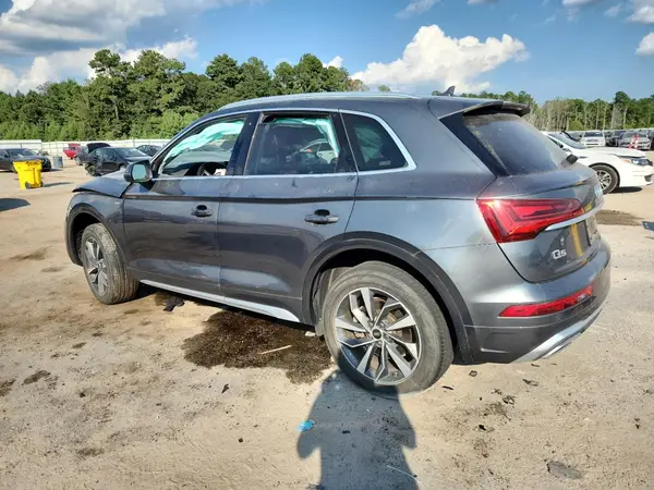 WA1EAAFYXN2094738 2022 AUDI Q5 - Image 2