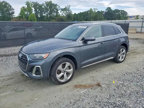 WA1EAAFYXN2135949 2022 AUDI Q5 - Image 1