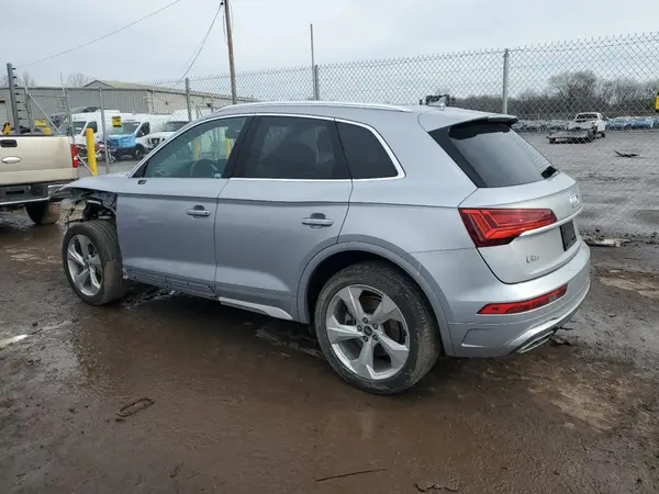 WA1EAAFYXN2139502 2022 AUDI Q5 - Image 2