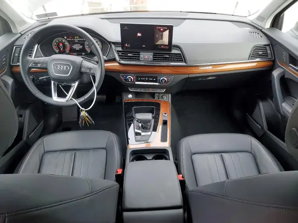 WA1EAAFYXP2016852 2023 AUDI Q5 - Image 8