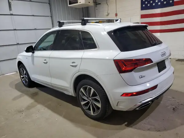 WA1EAAFYXP2018536 2023 AUDI Q5 - Image 2