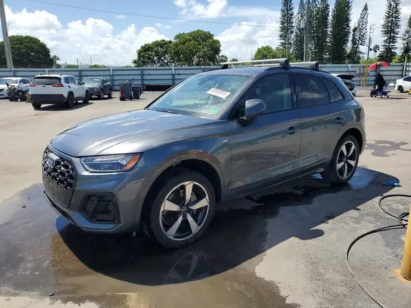 WA1EAAFYXP2053433 2023 AUDI Q5 - Image 1