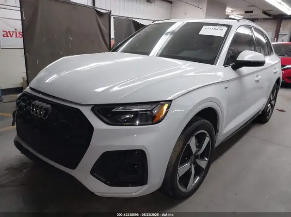 WA1EAAFYXP2061578 2023 AUDI Q5 - Image 2