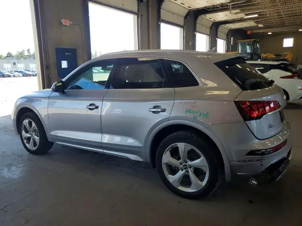 WA1EAAFYXP2104106 2023 AUDI Q5 - Image 2