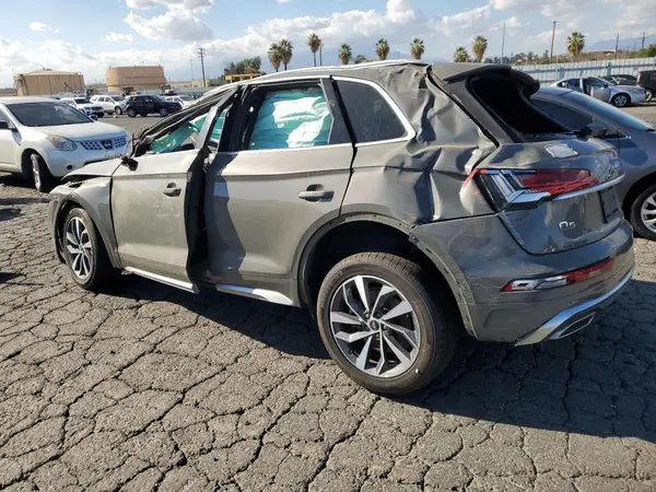 WA1EAAFYXP2117096 2023 AUDI Q5 - Image 2
