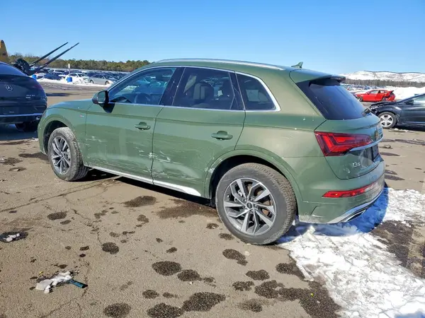 WA1EAAFYXP2128566 2023 AUDI Q5 - Image 2