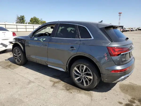WA1EAAFYXP2144671 2023 AUDI Q5 - Image 2