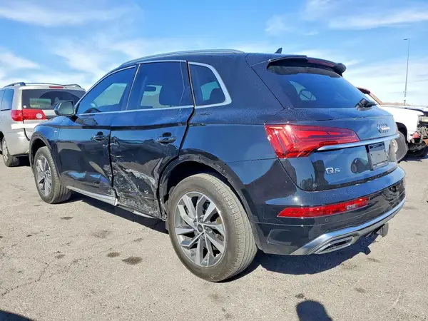 WA1EAAFYXP2148574 2023 AUDI Q5 - Image 2