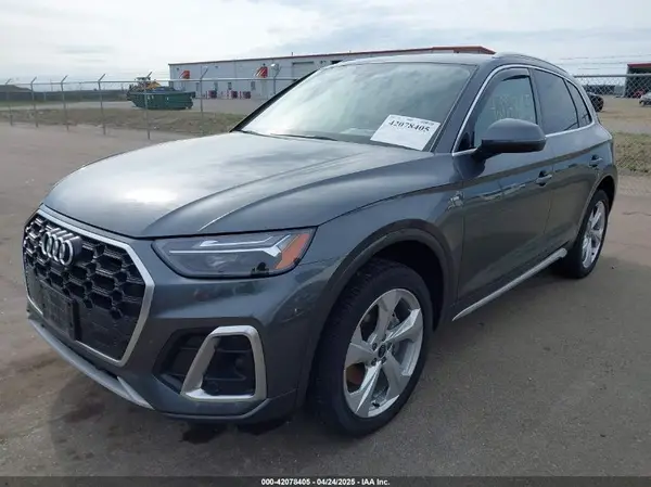 WA1EAAFYXP2174320 2023 AUDI Q5 - Image 2