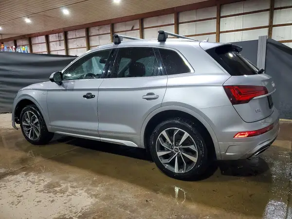 WA1EAAFYXR2029216 2024 AUDI Q5 - Image 2