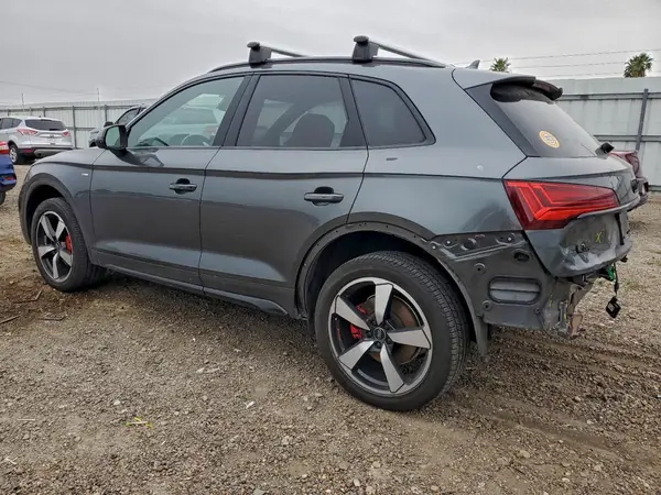 WA1EAAFYXR2056447 2024 AUDI Q5 - Image 2