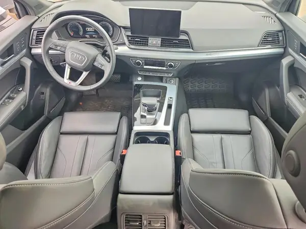 WA1EAAFYXR2062832 2024 AUDI Q5 - Image 8