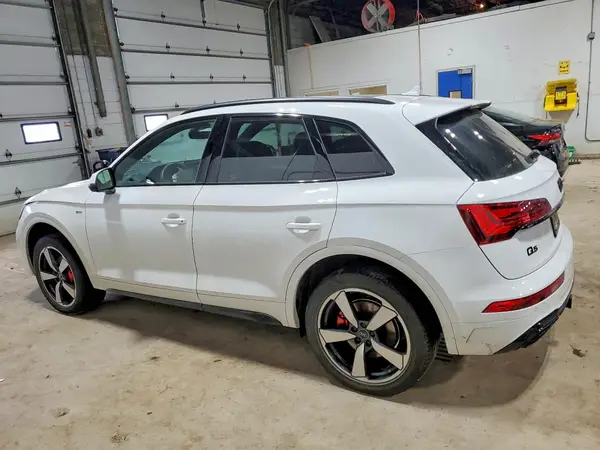 WA1EAAFYXR2116467 2024 AUDI Q5 - Image 2