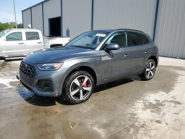 WA1EAAFYXR2119594 2024 AUDI Q5 - Image 1