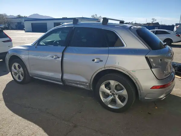 WA1EAAFYXS2011255 2025 AUDI Q5 - Image 2
