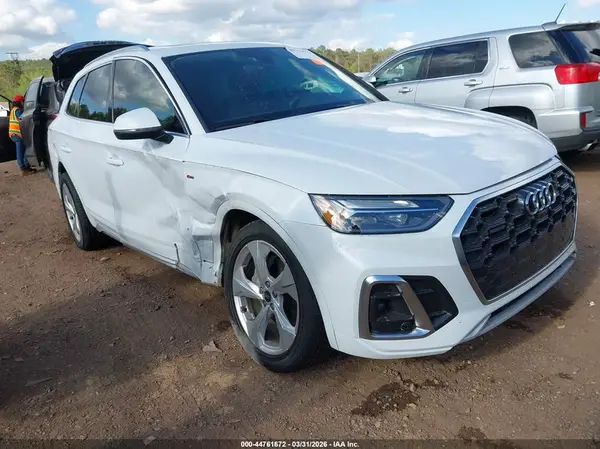 WA1EAAFYXS2013037 2025 AUDI Q5 - Image 1