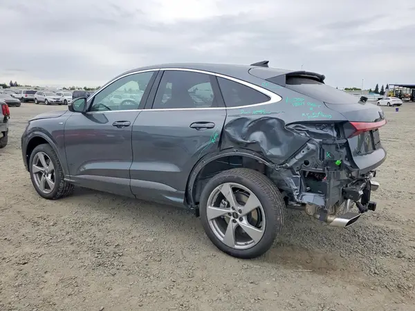 WA1EAAGU7S2061834 2025 AUDI Q5 - Image 2
