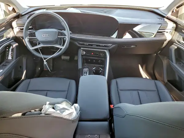 WA1EAAGU7S2074244 2025 AUDI Q5 - Image 8