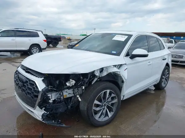 WA1EABFY3P2122520 2023 AUDI Q5 - Image 2