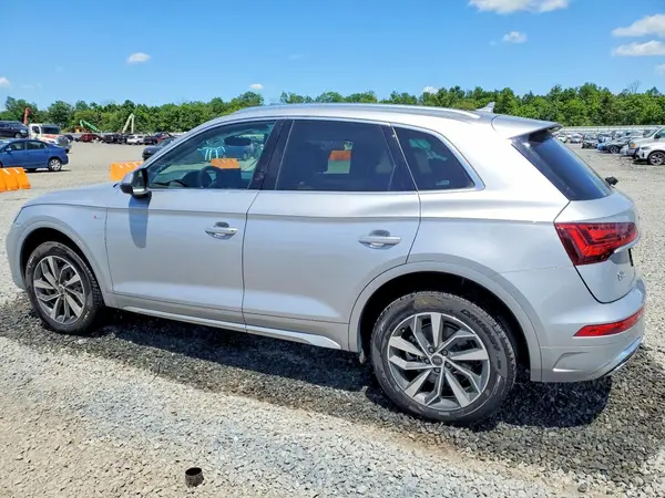 WA1EABFY4P2047021 2023 AUDI Q5 - Image 2