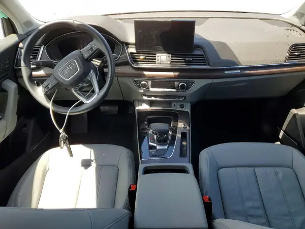 WA1EABFY4P2047021 2023 AUDI Q5 - Image 8