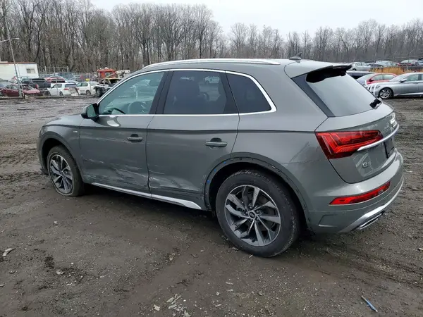 WA1EABFY4S2030731 2025 AUDI Q5 - Image 2