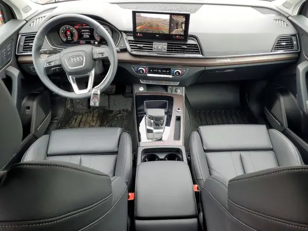 WA1EABFY4S2030731 2025 AUDI Q5 - Image 8