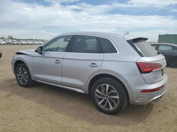 WA1EABFY9R2028418 2024 AUDI Q5 - Image 2