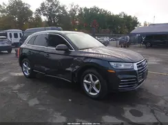 WA1ENAFY1J2152010 2018 AUDI Q5