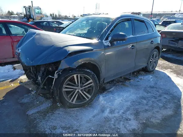 WA1ENAFY1J2225070 2018 AUDI Q5 - Image 2