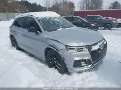 WA1ENAFY1K2027235 2019 AUDI Q5
