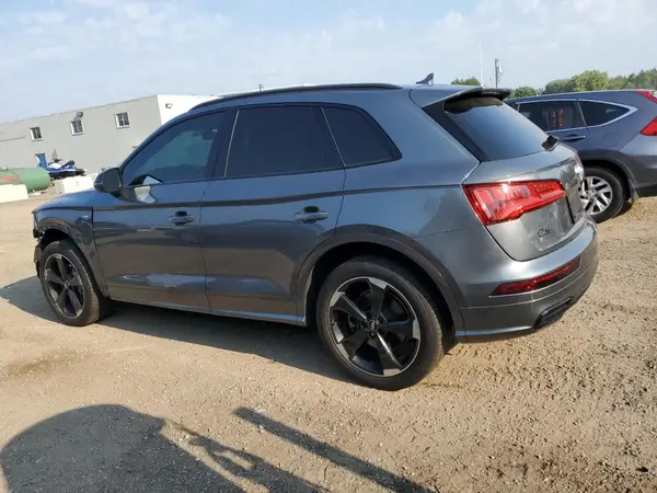 WA1ENAFY1K2057402 2019 AUDI Q5 - Image 2