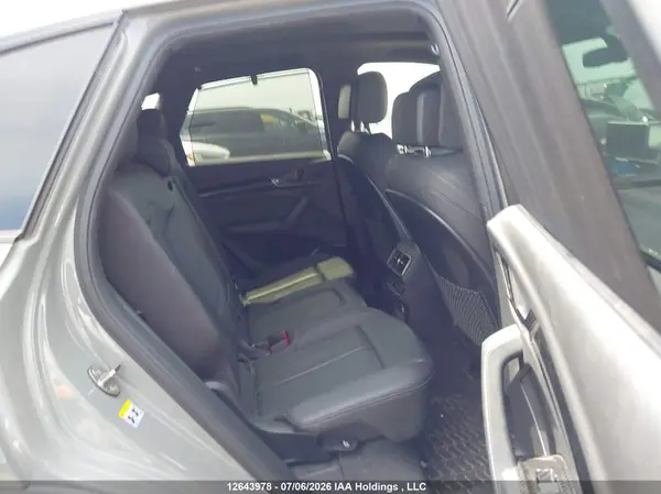 WA1ENAFY1K2109093 2019 AUDI Q5 - Image 8