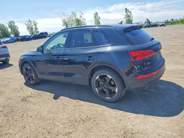 WA1ENAFY2K2027504 2019 AUDI Q5 - Image 2