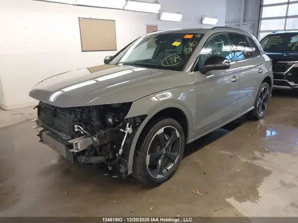 WA1ENAFY2K2137226 2019 AUDI Q5 - Image 2