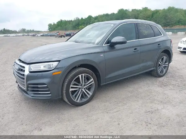 WA1ENAFY3J2198809 2018 AUDI Q5 - Image 2