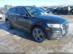 WA1ENAFY3K2030895 2019 AUDI Q5