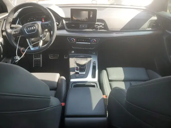 WA1ENAFY4K2139933 2019 AUDI Q5 - Image 8
