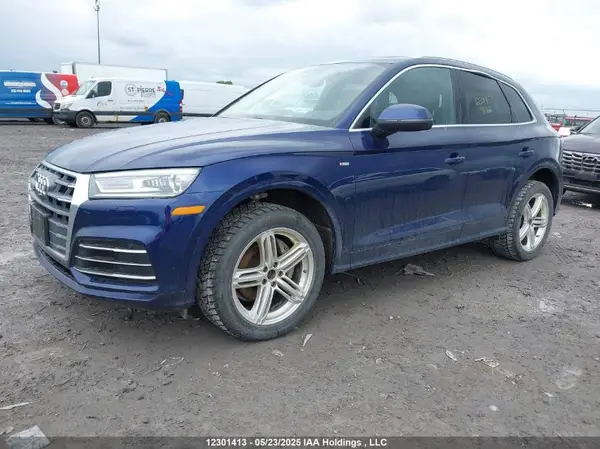 WA1ENAFY5J2216226 2018 AUDI Q5 - Image 2