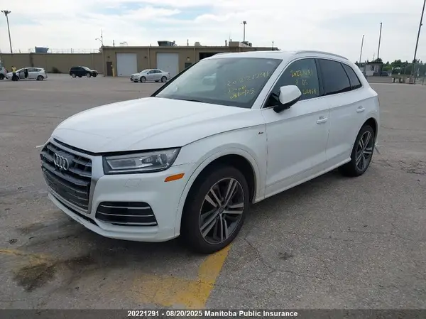 WA1ENAFY5J2242468 2018 AUDI Q5 - Image 2