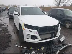 WA1ENAFY5K2070945 2019 AUDI Q5